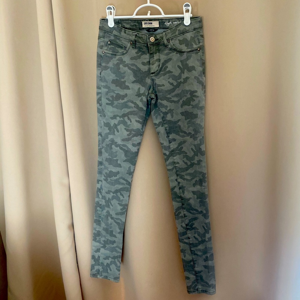 Garage Camo High Waist Jegging